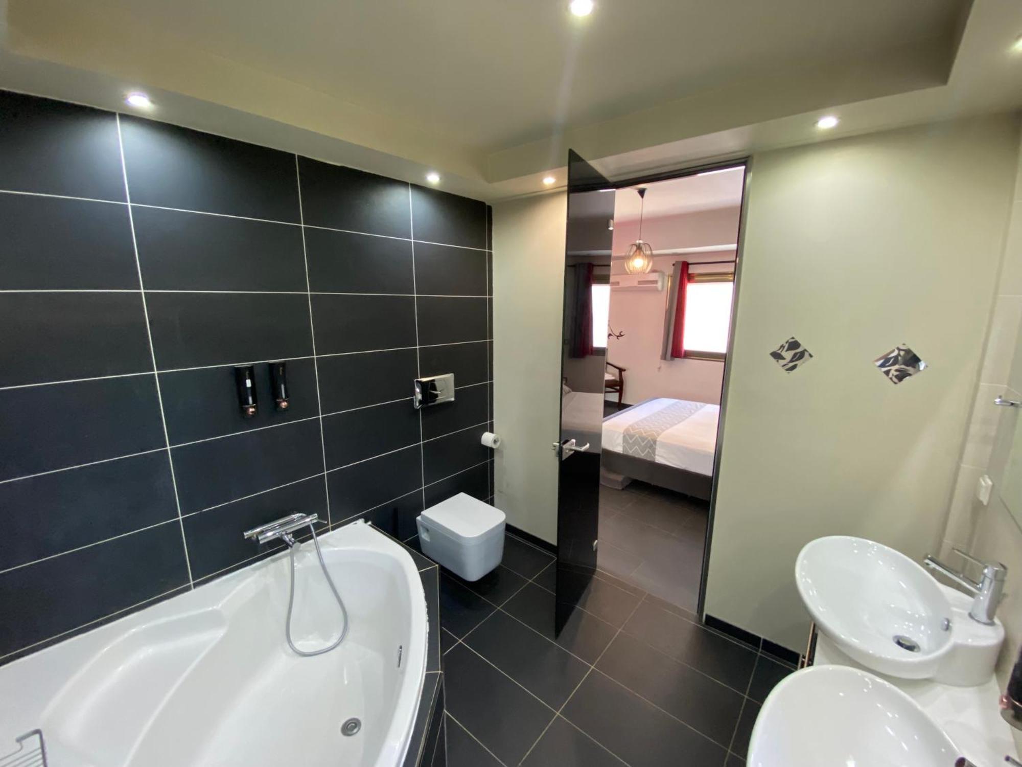 Luxury View Apartment 10Min From Athens Airport Koropi Exterior photo