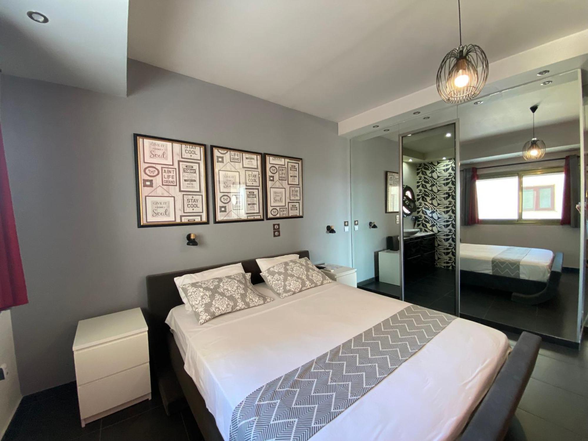 Luxury View Apartment 10Min From Athens Airport Koropi Exterior photo