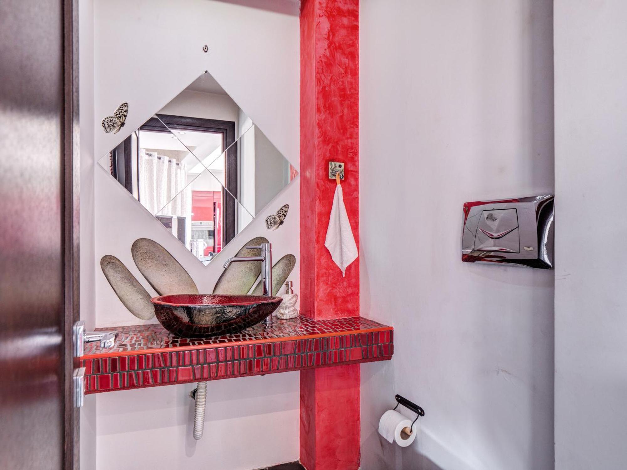 Luxury View Apartment 10Min From Athens Airport Koropi Exterior photo
